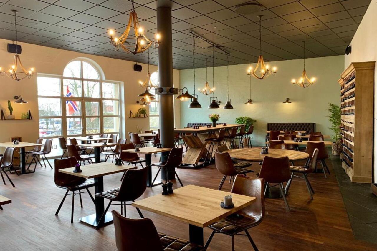 Hotel Schaumburg 홀스테브로 외부 사진