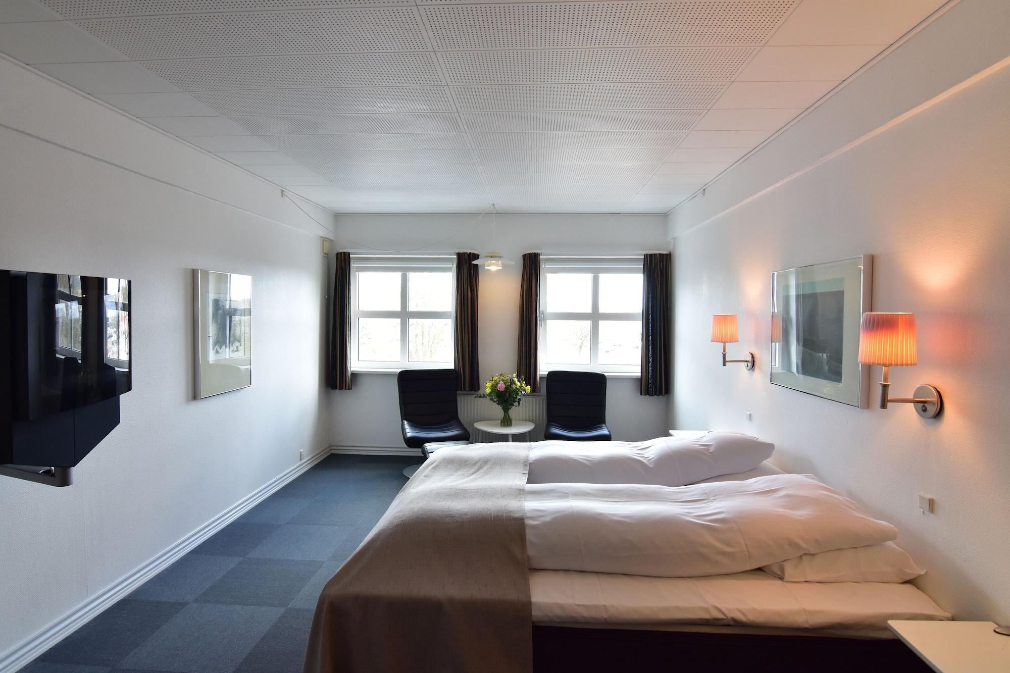 Hotel Schaumburg 홀스테브로 외부 사진