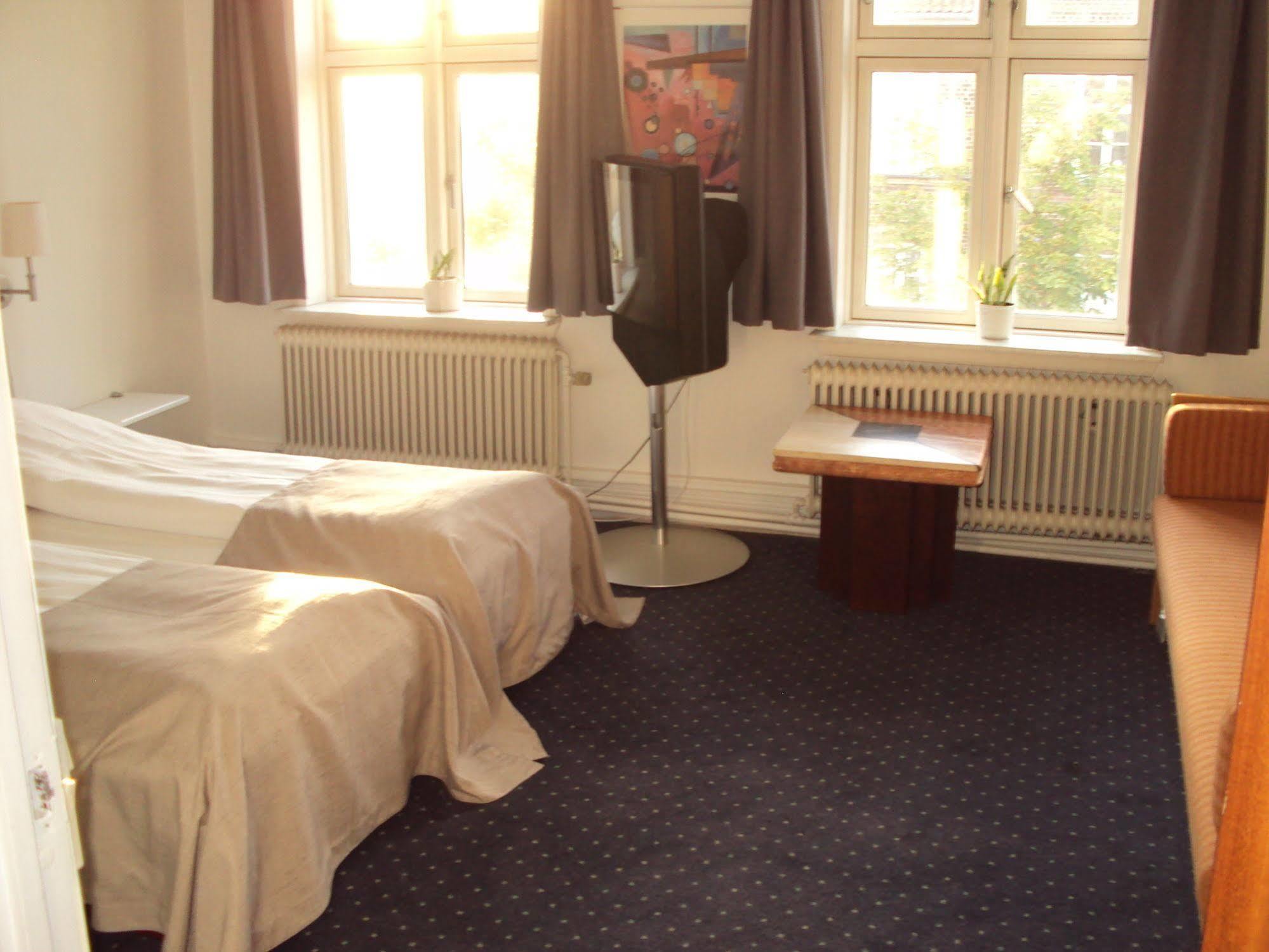 Hotel Schaumburg 홀스테브로 외부 사진