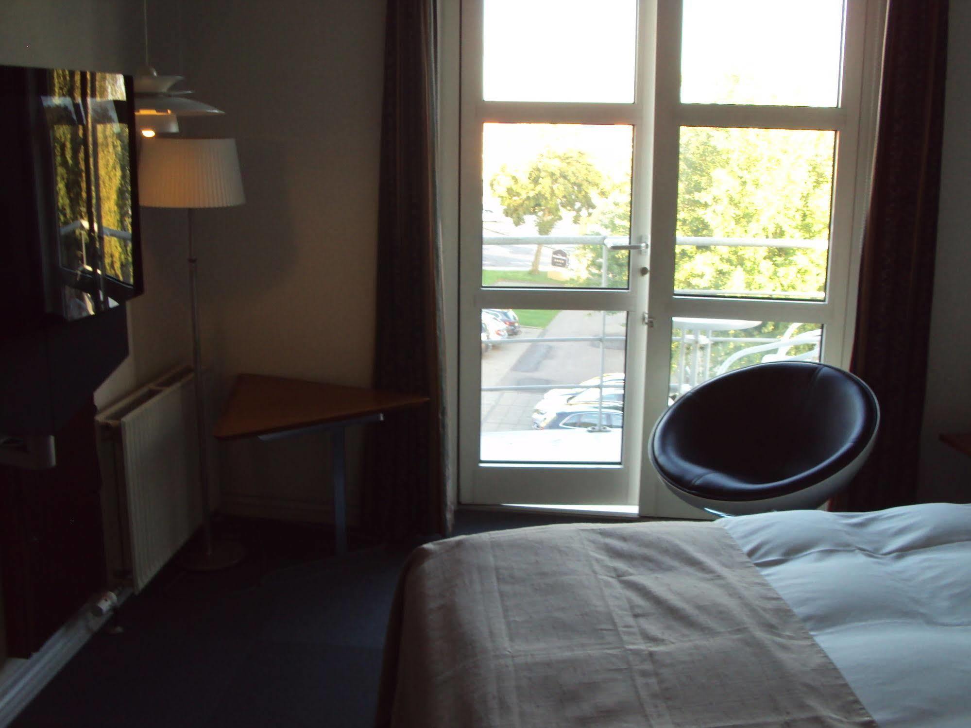 Hotel Schaumburg 홀스테브로 외부 사진